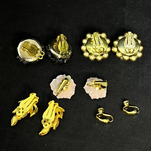 Lot of 5 Gold Tone Clip On Earrings (3767) - Picture 2 of 7